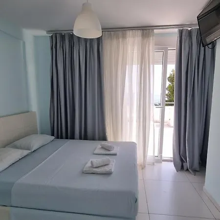 Sea View Apartment With Private Tarrace Lejlighed Dhërmi