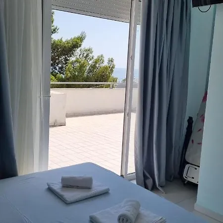 Sea View Apartment With Private Tarrace Lägenhet Dhërmi